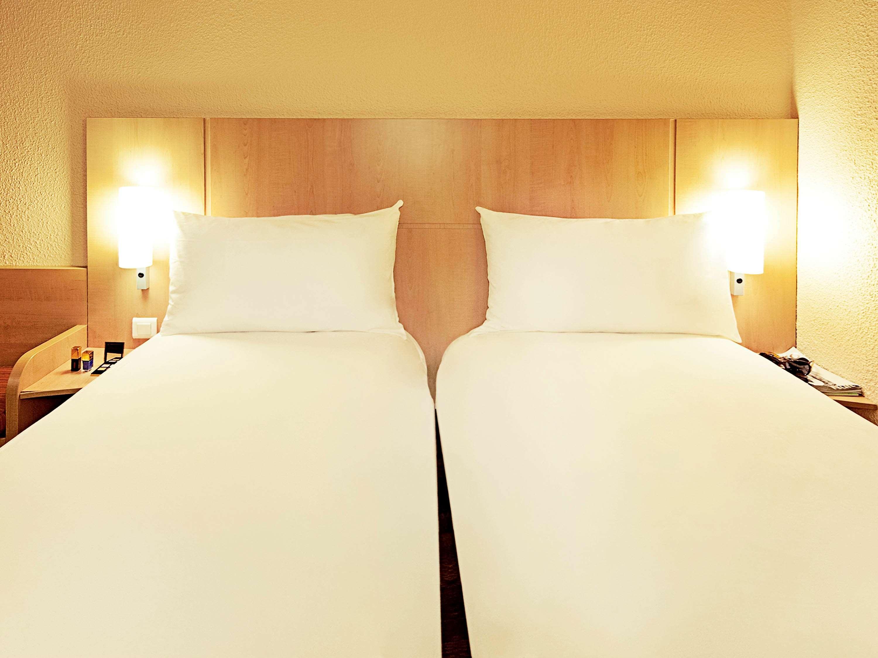 ホテル Ibis サント エクステリア 写真