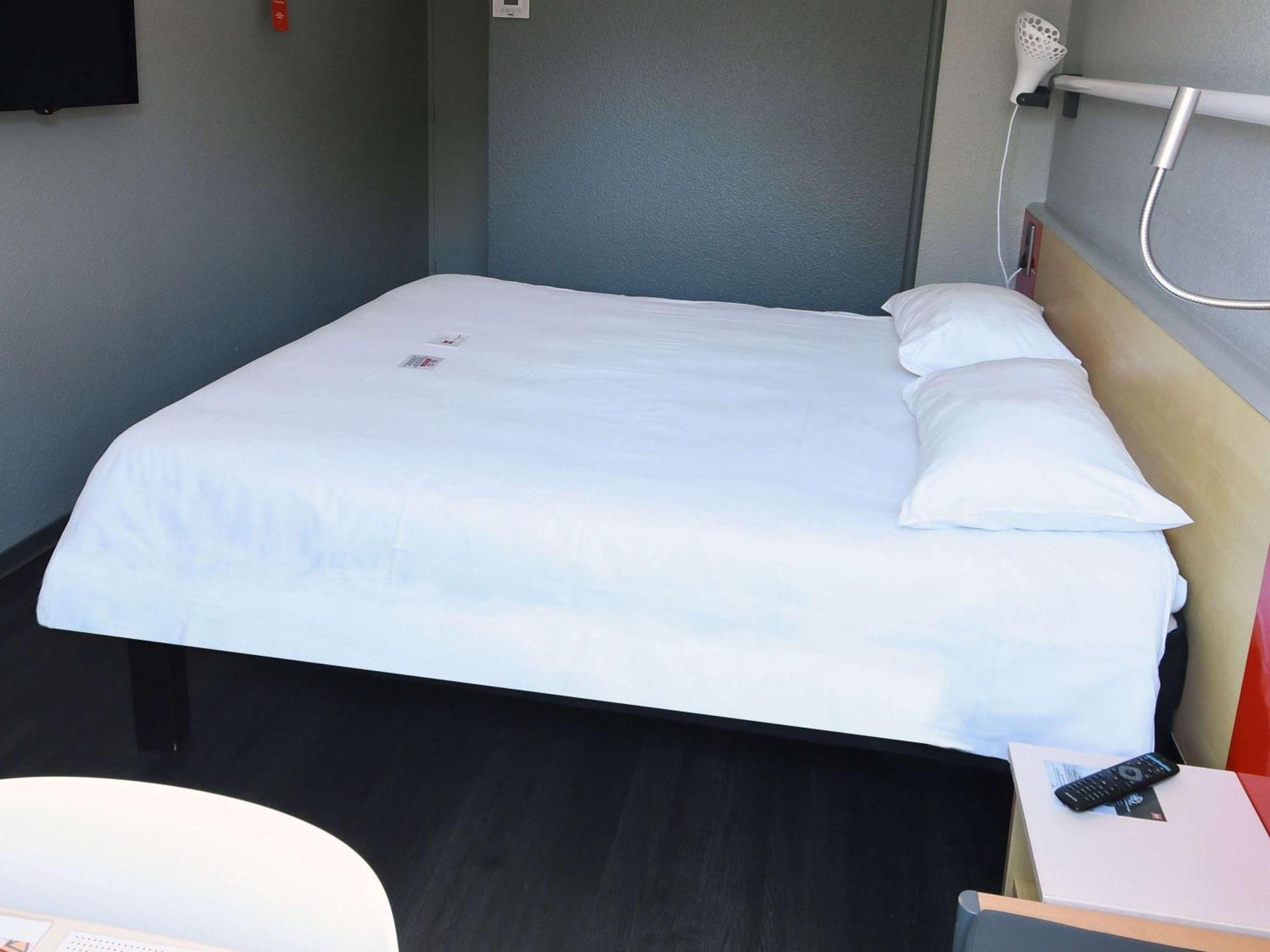 ホテル Ibis サント エクステリア 写真