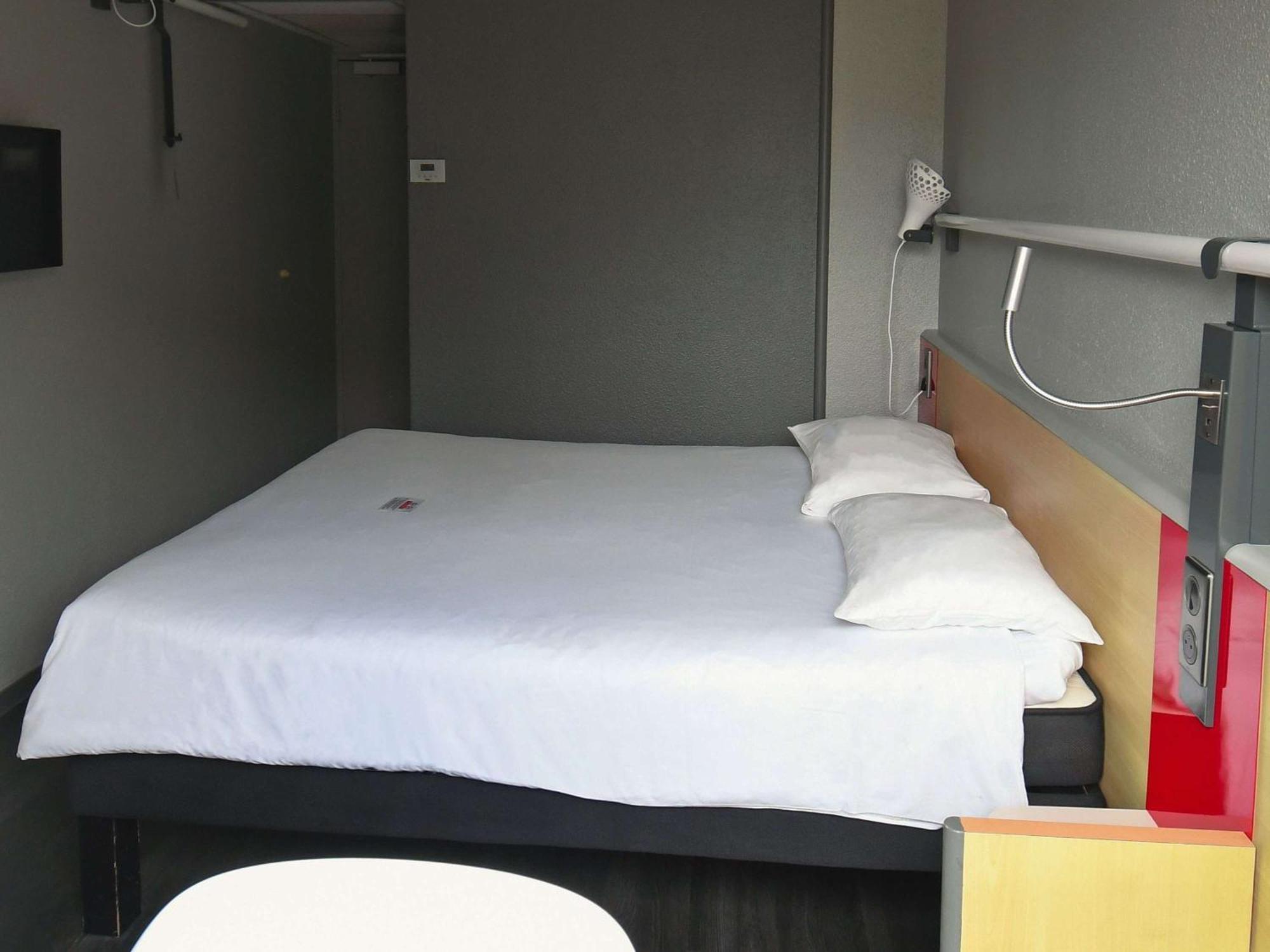ホテル Ibis サント エクステリア 写真